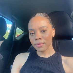 Meet your Posher, Marie-laure